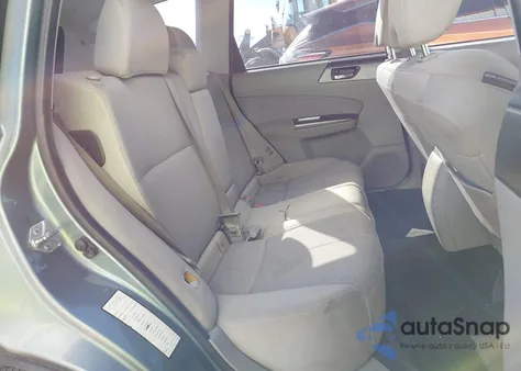 2012 Subaru Forester 2.5X Premium z USA, uszkodzony, nr VIN JF2SHADC3CH456772